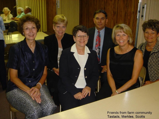 2004-07-29-36 Mom's Funeral.jpg